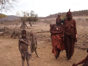 Plemię Himba, Namibia fot. Rosier, CC BY-SA 3.0